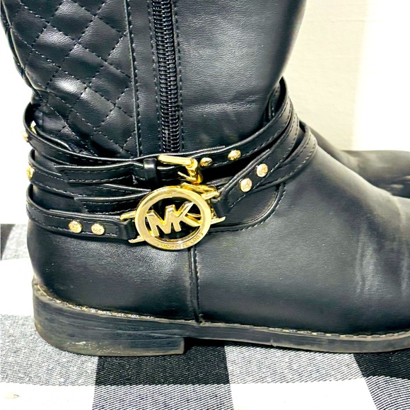Michael Kors Black Quilted boots with Gold Accents size 1 - Picture 2 of 7